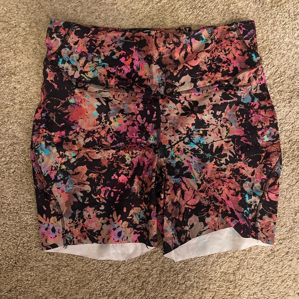 Base Pace Short